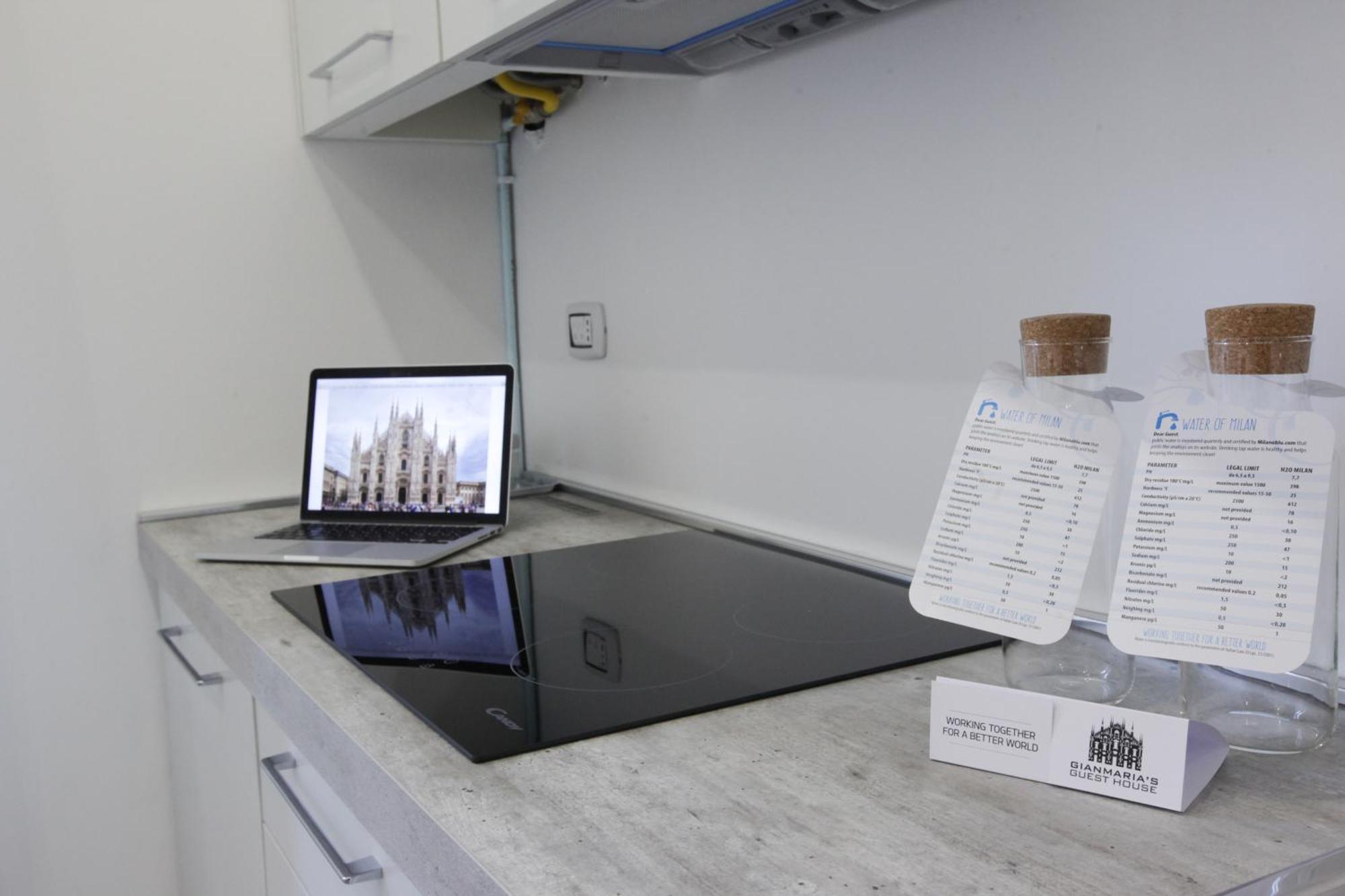 Amazing Apartment In City Center With Balcony Μιλάνο Εξωτερικό φωτογραφία